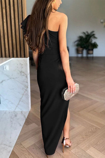 Caz - Off-Shoulder Dress with Ruffles and Slit