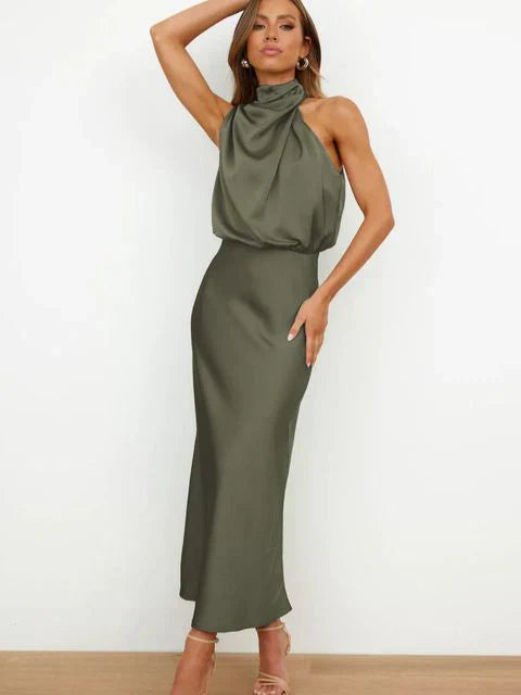 Benthe - Midi Dress with Off-the-Shoulder Design