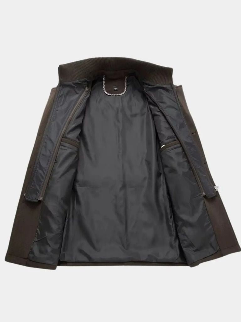 Aristocratic Black Wool Coat