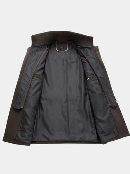 Aristocratic Black Wool Coat