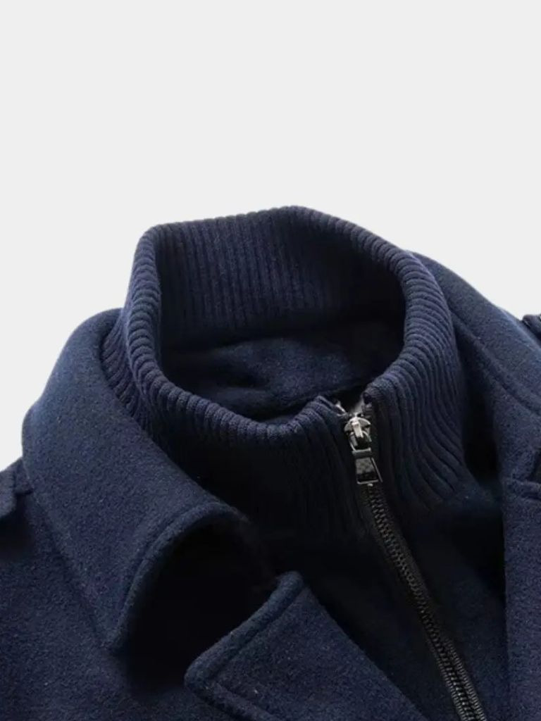 Aristocratic Black Wool Coat