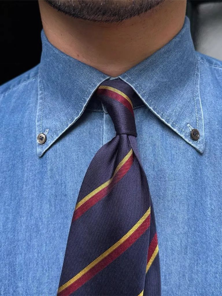 Elegant Denim Shirt