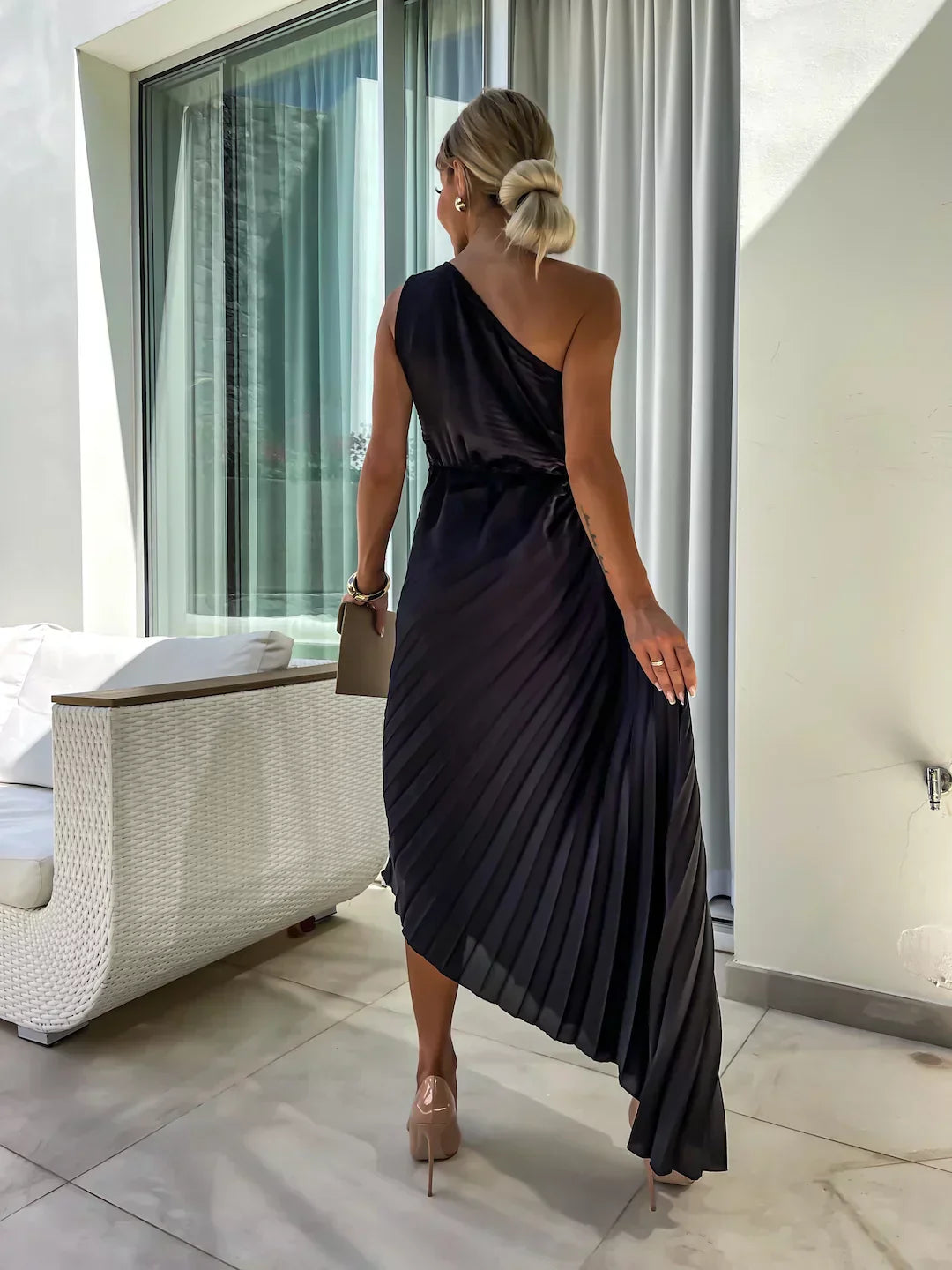 Lizbeth - Dress with Floral Sleeves
