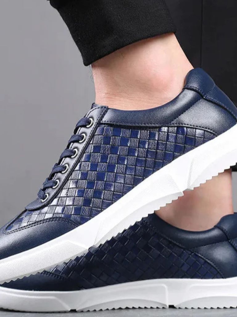 Noir Artisan Shoes